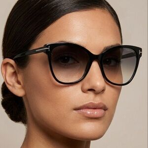 TOM FORD Ani Sunglasses TF844-F 01B Authentic NEW!!!